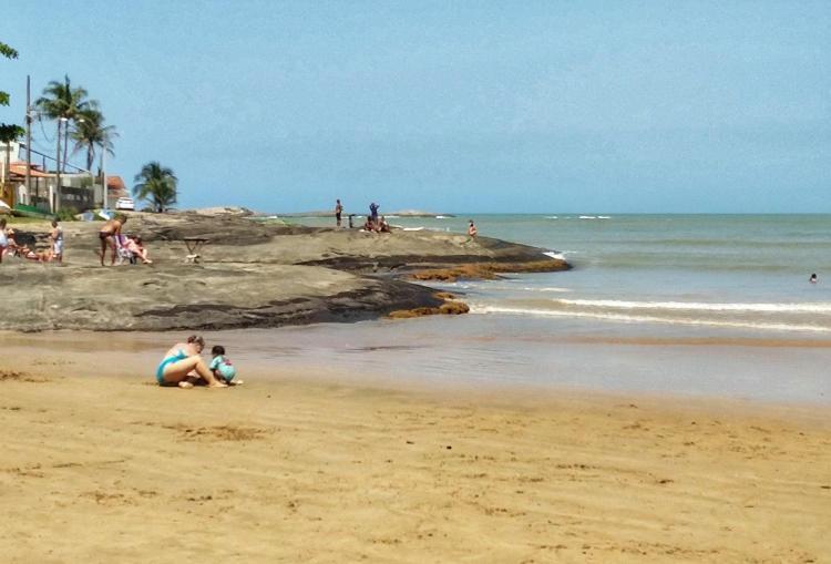 Vila Linda Casa Com Piscina Em Interlagos Vila Velha Es Exteriér fotografie