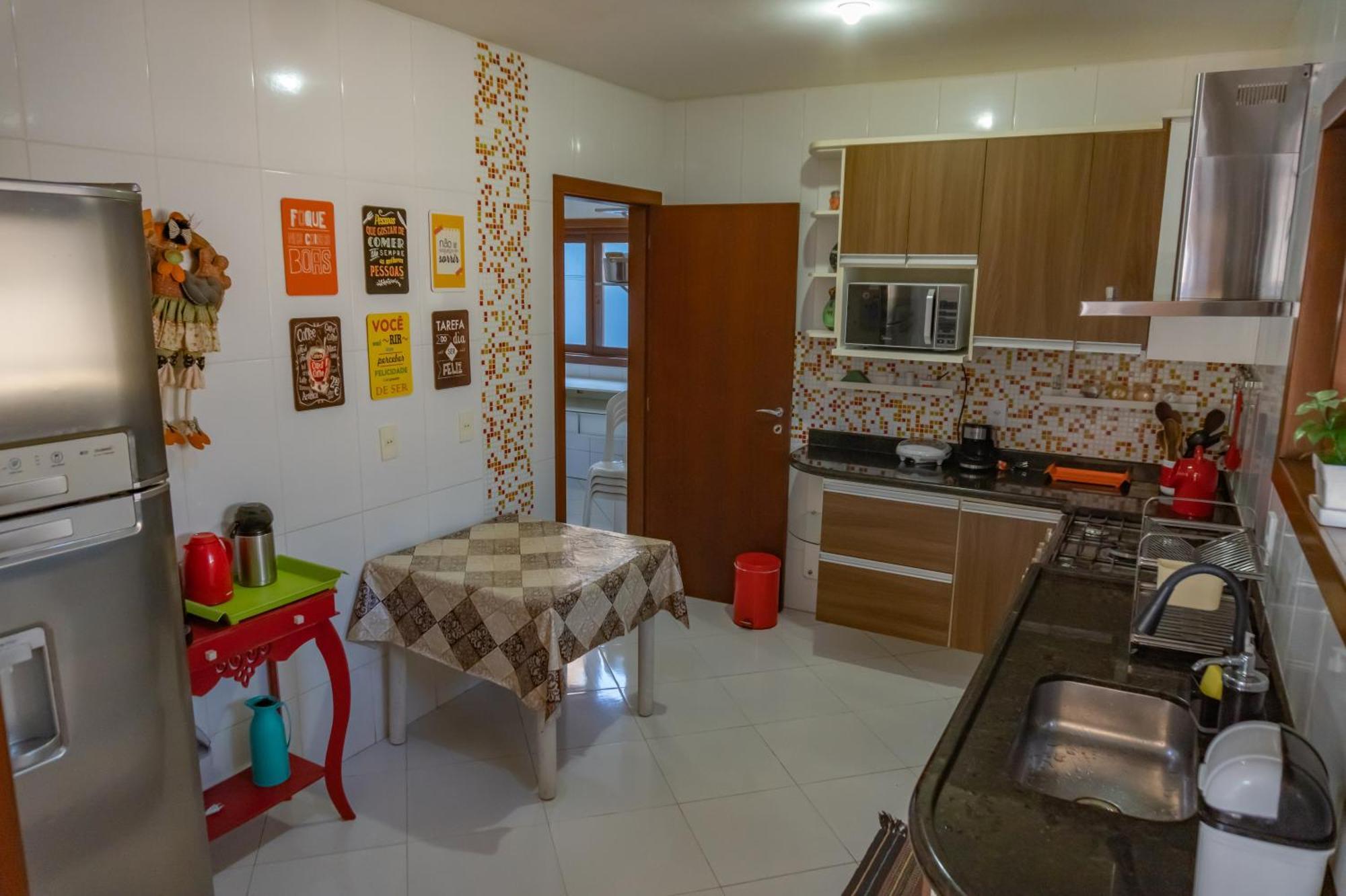 Vila Linda Casa Com Piscina Em Interlagos Vila Velha Es Exteriér fotografie